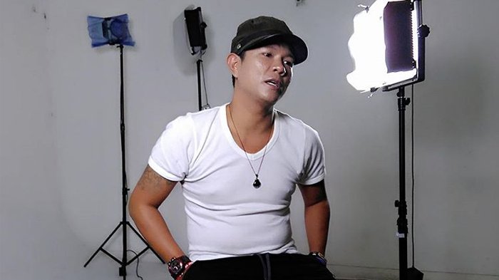 Unggah Foto Jadul, Penampakan Andhika Kangen Band Ini Disebut Sasuke