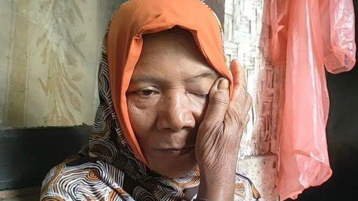 Armilah (57), warga Dusun Binangun RT 09/03 Desa Kondangjajar, Kecamatan Cijulang, Kabupaten Pangandaran, terefek kasus tabungan murid yang tak bisa ditarik