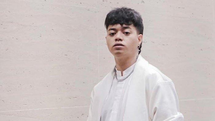 REZA ARAP SERAHKAN KEUANGAN KE ASPRI - Reza Arap mengaku menyerahkan sepenuhnya urusan keuangan kepada dua orang kepercayaannya, yakni Chynthia dan Jon yang berperan sebagai asisten pribadinya.