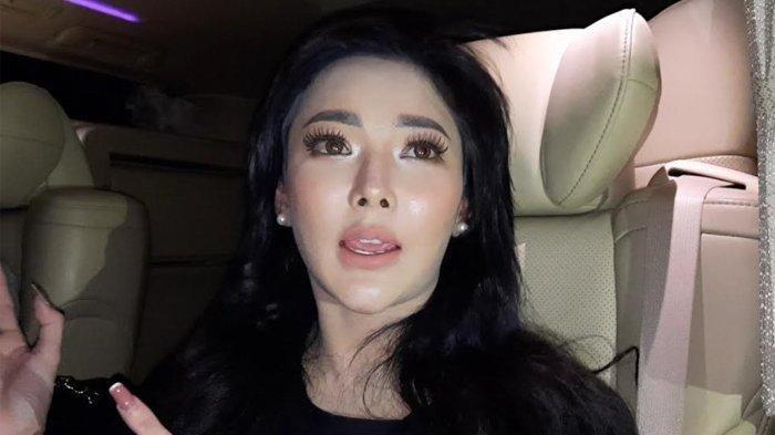 Inilah profil dan akun medsos Ayu Aulia ketahuan selingkuh hingga dilaporkan ke Polisis usai aniaya tunagannya di mall
