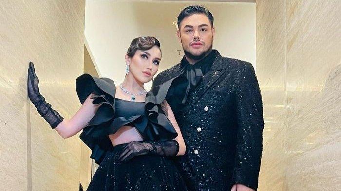 Ivan Gunawan menanggapi terkait kandasnya hubungan asmara Ayu Ting Ting dengan Lettu Fardhana.
