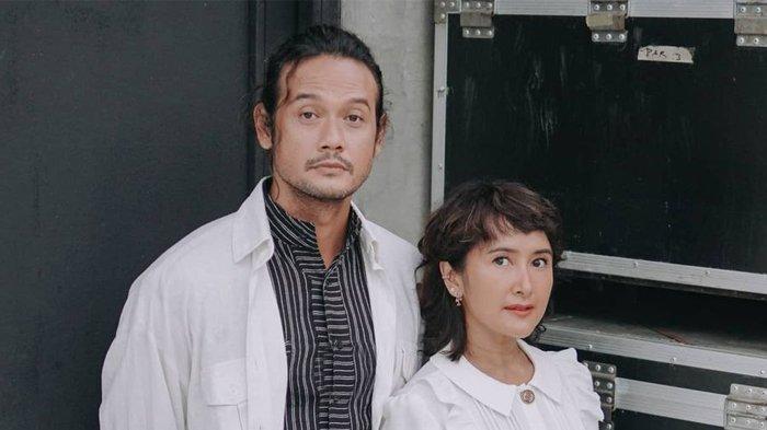 Widi Mulia menikah dengan aktor Dwi Sasono
