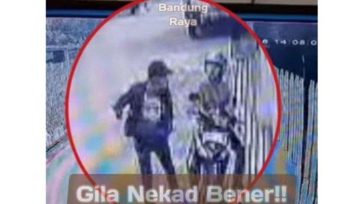 Begal tersebut lari karena korbannya berteriak