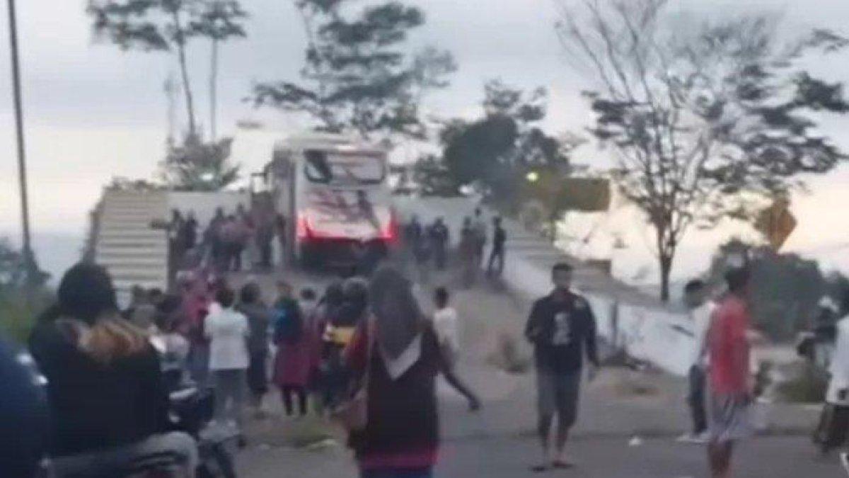 Bus alami kecelakaan di Kretek, Wonosobo, Jawa Tengah