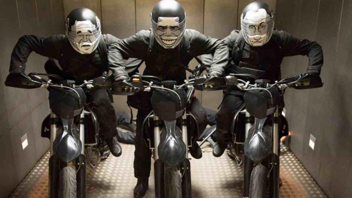 Cuplikan film Point Break yang tayang malam ini di Bioskop Trans TV.