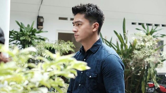 Deva Mahenra bersyukur tak pernah ada rekaman videonya yang beredar saat dia mengikuti ajang pencarian bakat Indonesian Idol.