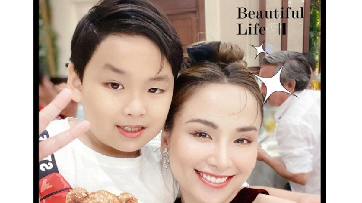 Diem Huong berjuang sebagai ibu tunggal.