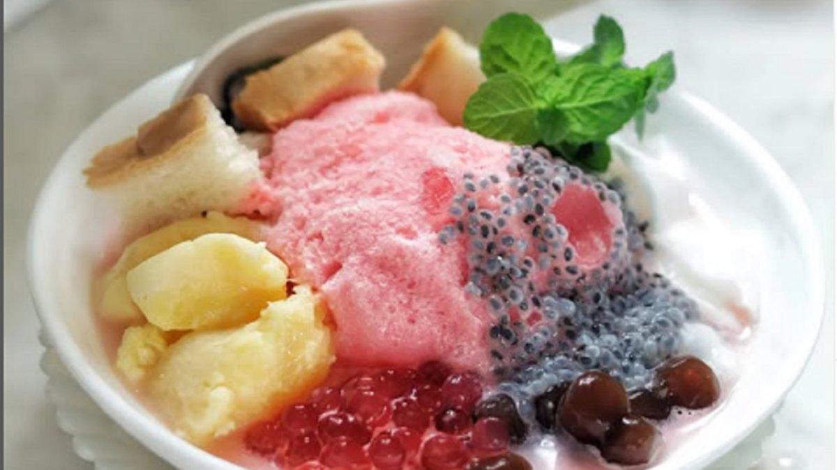 Inilah cara mudah membuat Es Doger, minuman khas Betawi, Jakarta, kuncinya rasanya harus seimbang, jangan terlalu banyak tape