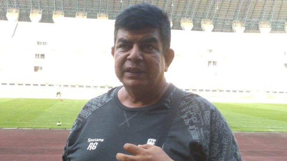dokter Persib Rafi Ghani meninggal dunia di Rumah Sakit Hasan Sadikin (RSHS) Bandung.