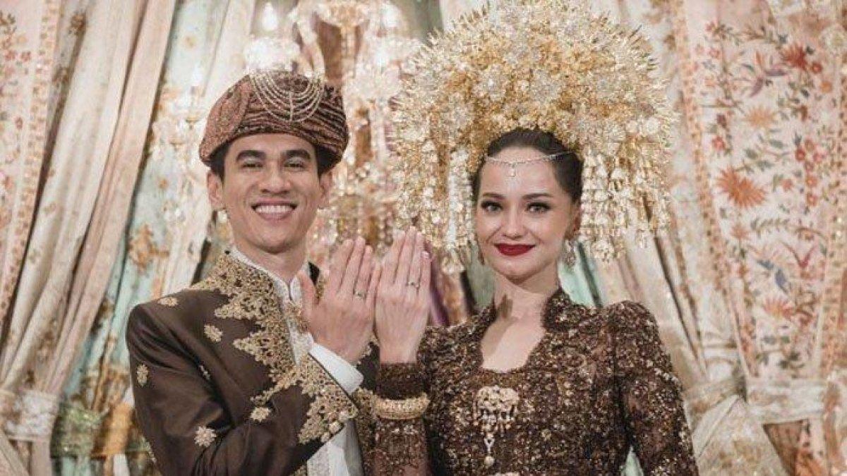Enzy Storia curhat sulit punya momongan dengan Molen Kasetra.