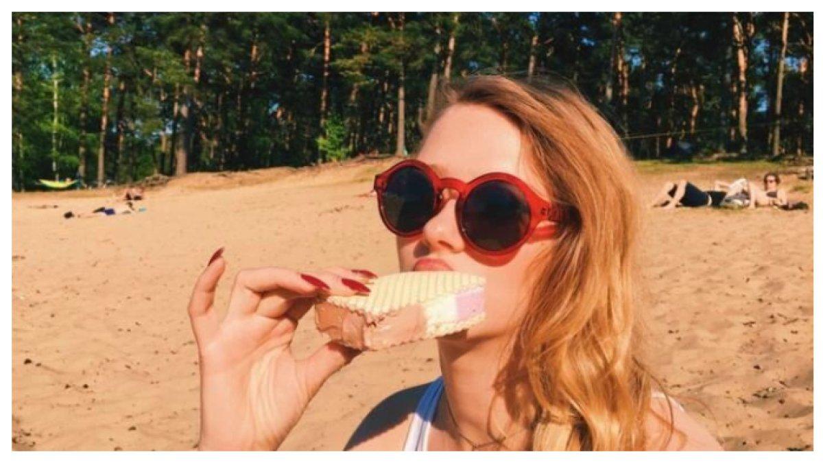 ES KIRIM HARUS di HINDARI JIKA MEMLIKI SAKIT KOLESTROL - Jaga kolesterol tetap stabil dengan menghindari makanan tinggi lemak jahat, kenali makanan pantangan agar tubuh tetap sehat dan bugar