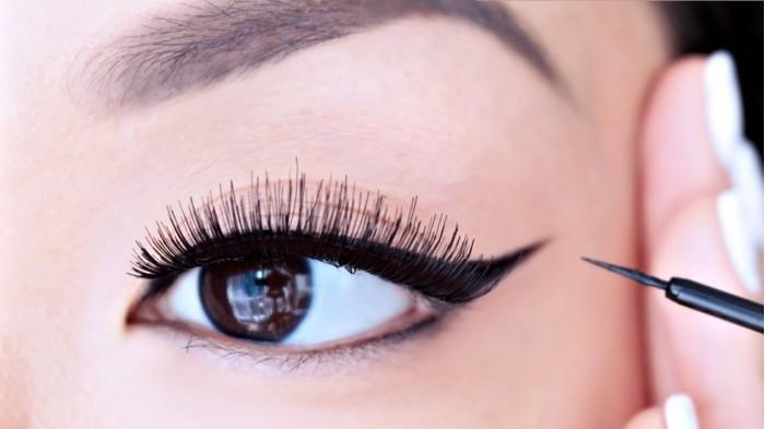 eyeliner