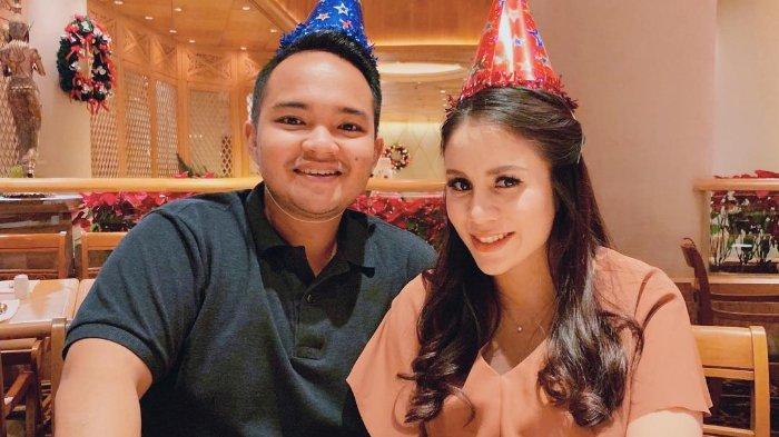 Momo Geisha dan Nicola Reza