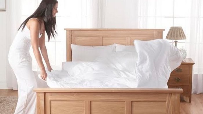 Ilustrasi Ganti Sprei