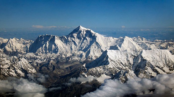 Gunung Everest, lokasi kecelakaan helikopter yang tewaskan pilot dan 5 penumpang