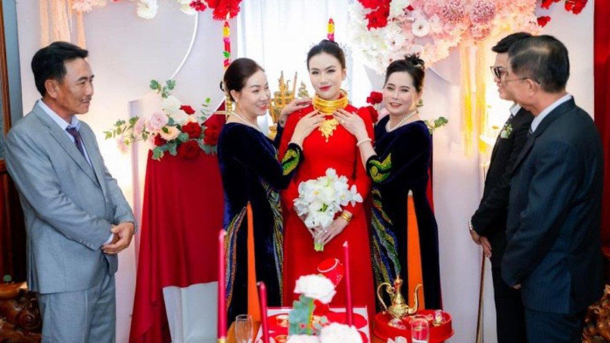 Ngentot jepang mama tiri. Lee eun mi young mother. Эри хосака. Semi ibu ibu. Бокеп японский selingkuh.