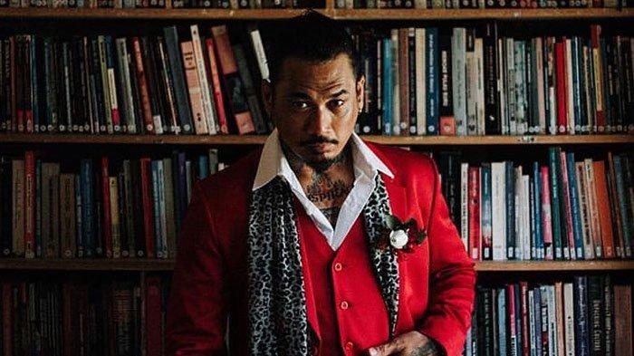 Inilah profil dan akun medsos Jerinx Drummer bans Superman Is Dead yang akan adu kemapuan di atas ring tinju dengan komika Uus