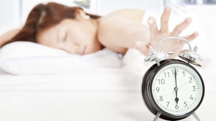 Ilustrasi alarm bangun tidur
