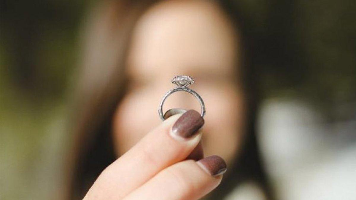 Ilustrasi cincin pernikahan.