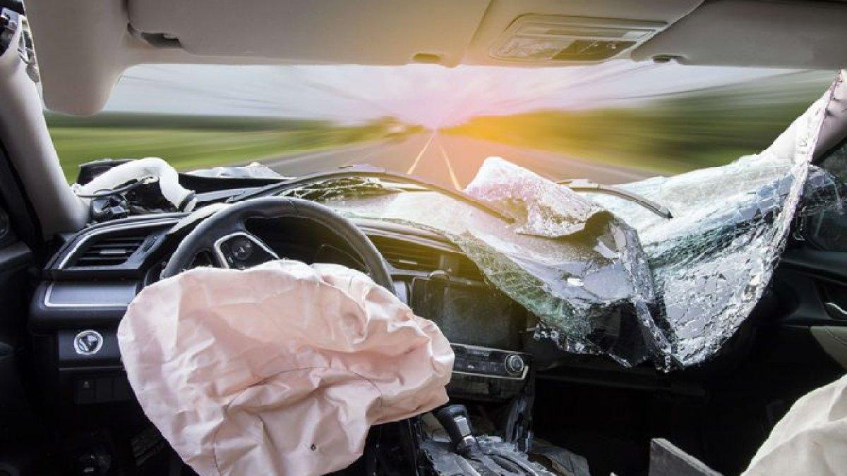 Kondisi pasien yang ada di mobil ambulans baik-baik saja.