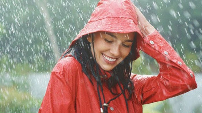 Ilustrasi Kehujanan.