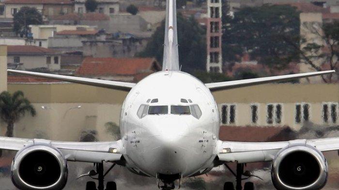 Ilustrasi pesawat Boeing 737-500.