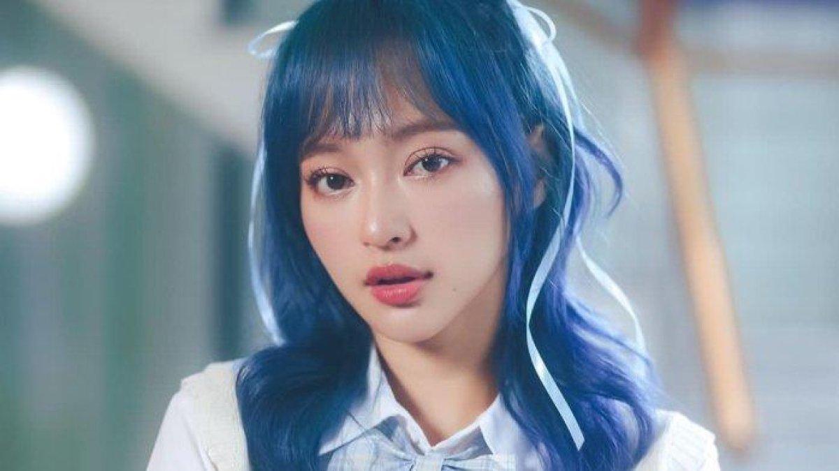SOSOK INDAHKUS - Inilah profil dan sosok Indahkus, penyanyi Indonesia yang kini debut jadi Idol China.