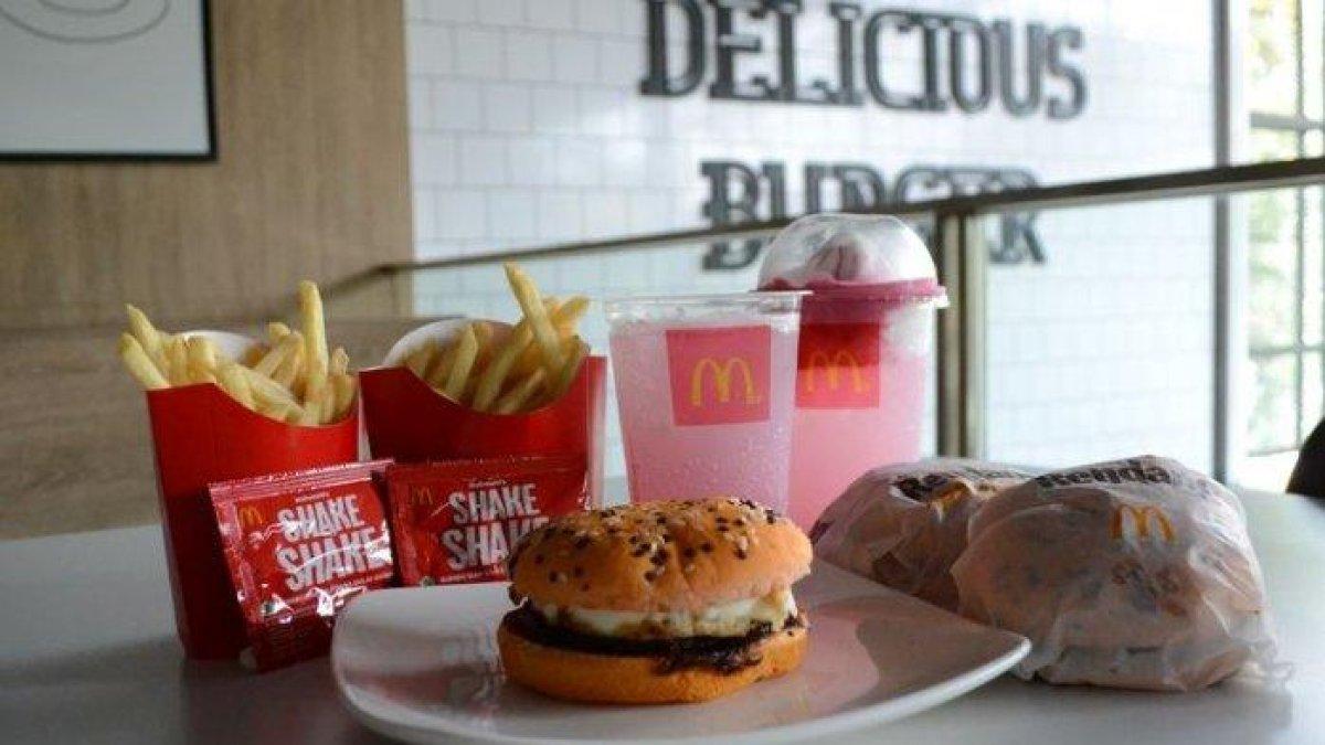 Ilustrasi Menu McDonalds