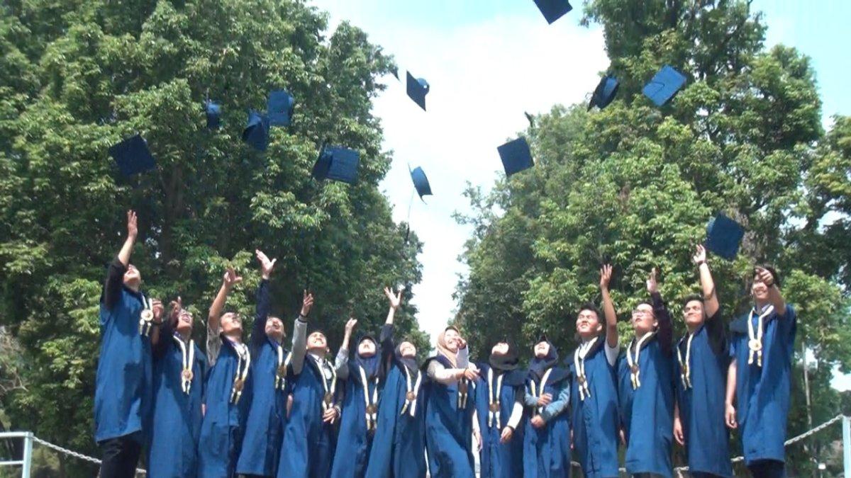 Inilah biaya kuliah ujian mandiri Institut Teknologi Bandung (ITB) 2023 meliputi Fakultas FMIPA-IPA, Meteorologi, FITB-G, Sekolah Bisnis dan Manajemen
