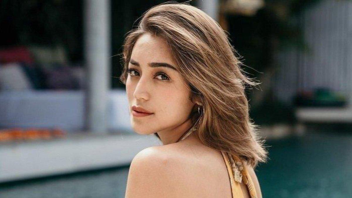 Inilah profil dan akun medsos Jessica Iskandar kasus penipuan belum selesai sampai sentil Kapolri 