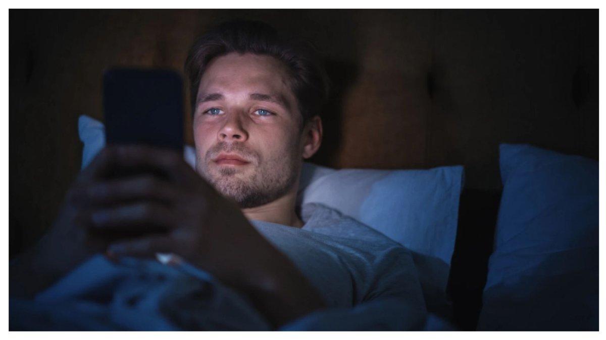 KEBIASAN MERUSAK OTAK - 11 kebiasaan sepele ini bisa merusak otak dan mengganggu fokus Hati-hati, bisa berdampak jangka panjan