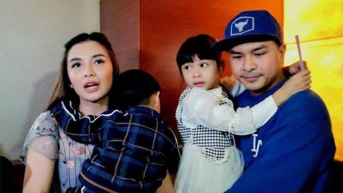 keluarga chelsea olivia foto