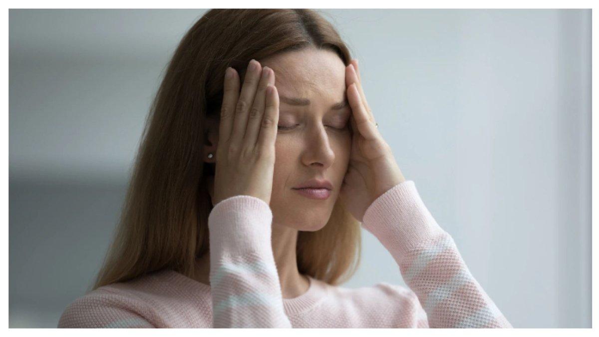 KESEHATAN TUBUH - 11 tanda kesehatan mental yang perlu diperhatikan, Insomnia atau Gangguan Tidur ,Perubahan Kebiasaan Makan yang perlu di perhatikan setiap hari.