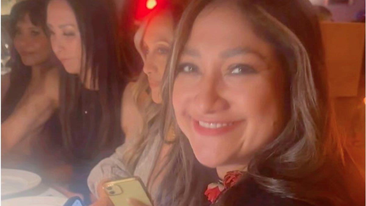 kini usia Rahma Azhari sudah genap di angka 43 tahun. 