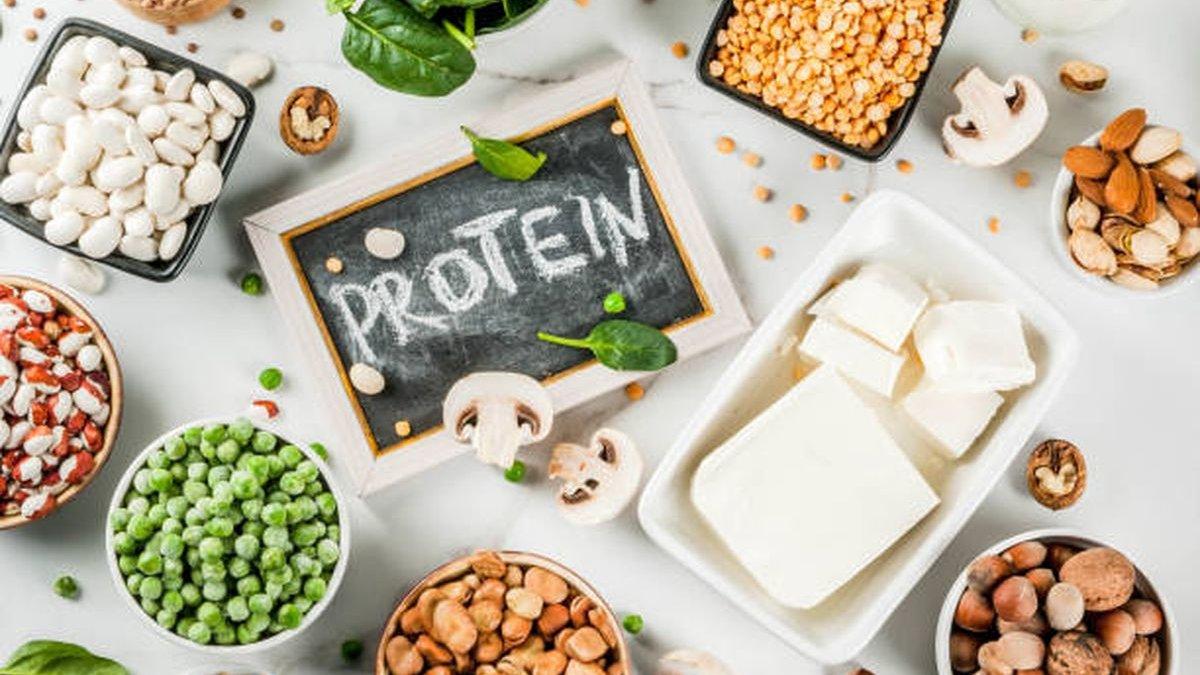 Konsumsi protein dapat mengatasi rambut rontok
