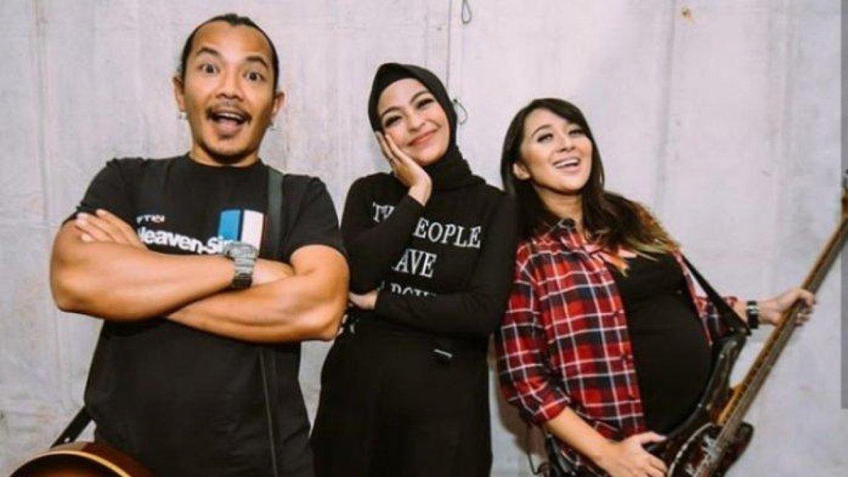 kotak band foto foto