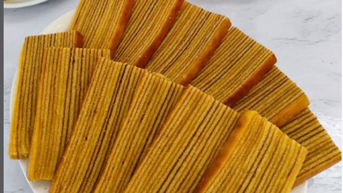 Inilah cara mudah membuat Lapis Legit, kue khas Sumatera Barat, kuncinya kuning telur harus banyak, kocok lembut mentega dan jangan banyak rempah