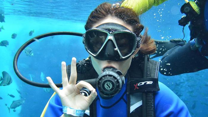 Liburan Ayu Dewi