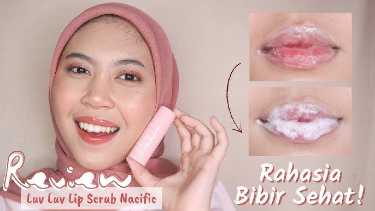 penggunaan lip balm pada bibir