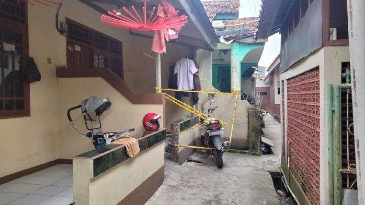 Lokasi duel maut dua pria kepala toko makanan cepat saji di Desa Leuwinutug, Kecamatan Citeureup, Kabupaten Bogor, Senin (24/7/2023).