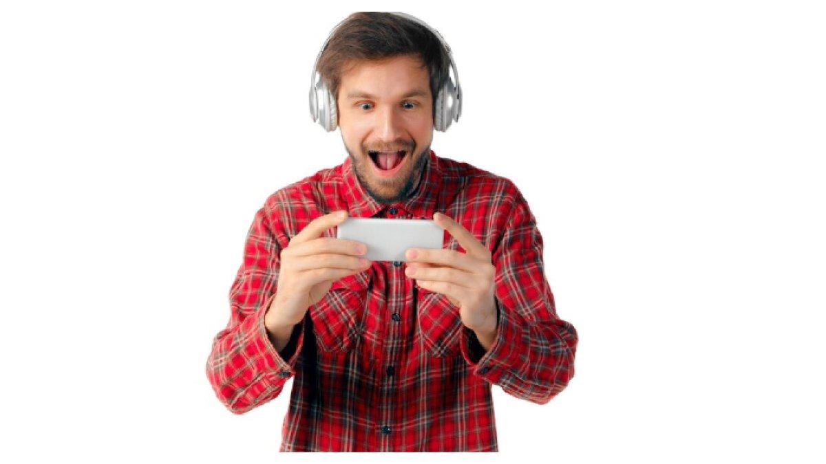 MAIN GAME - Coba matikan semua perangkat elektronik setidaknya 30 menit sebelum tidur. Ini membantu otak lebih rileks dan siap untuk istirahat.