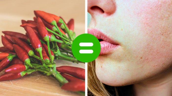 Makanan yang pedas dan asin ini bisa membuat kamu cepat merasakan haus yang berefek pada mulut dan bibir yang kering.