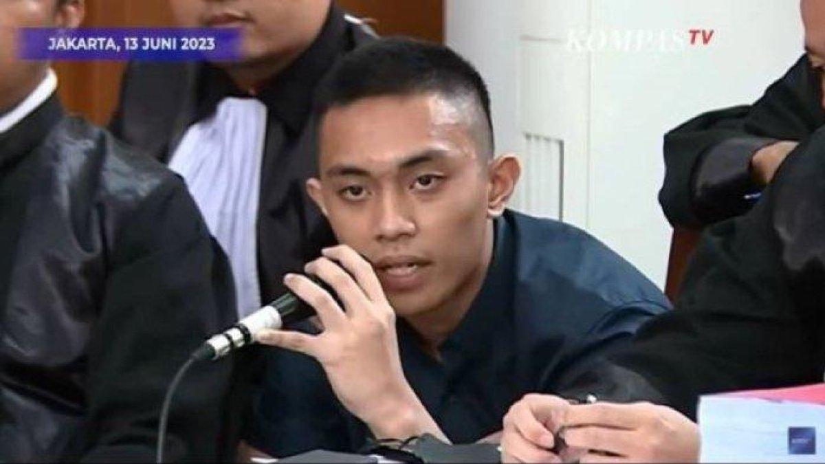 Mario Dandy tanggapi tudingan kabur dari SPBU usai isi bensin full tank.