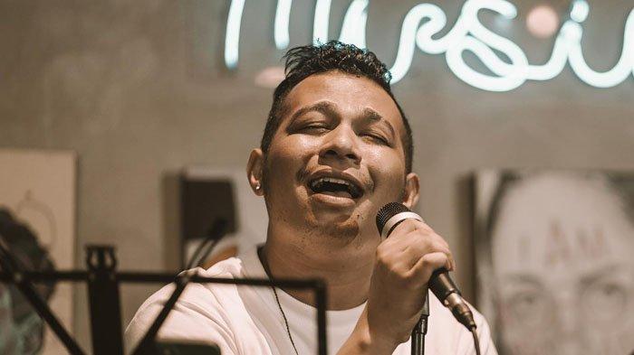 Inilah profil dan akun medsos Mario G penyanyi ini banjir pujian warganet karena tak mau dibayar ketika manggung di Move It Fest