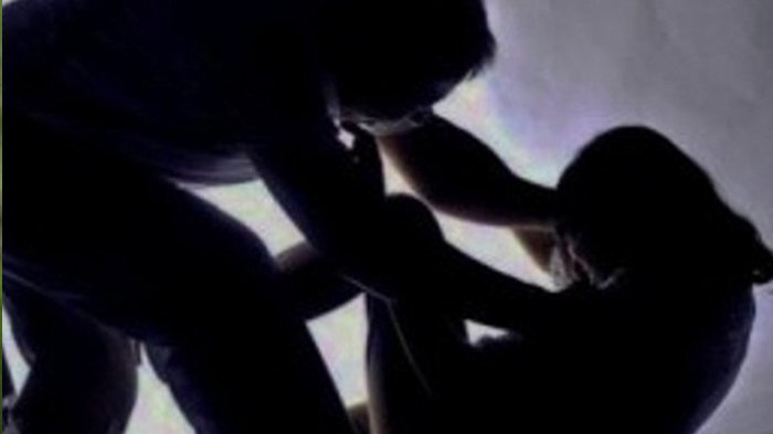 Orangtua tega cekik anaknya yang tak mau dijodohkan