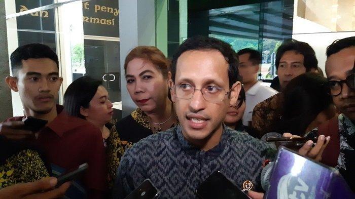 Menteri Pendidikan dan Kebudayaan, Nadiem Makarim tak lagi mewajibkan skripsi sebagai syarat kelulusan