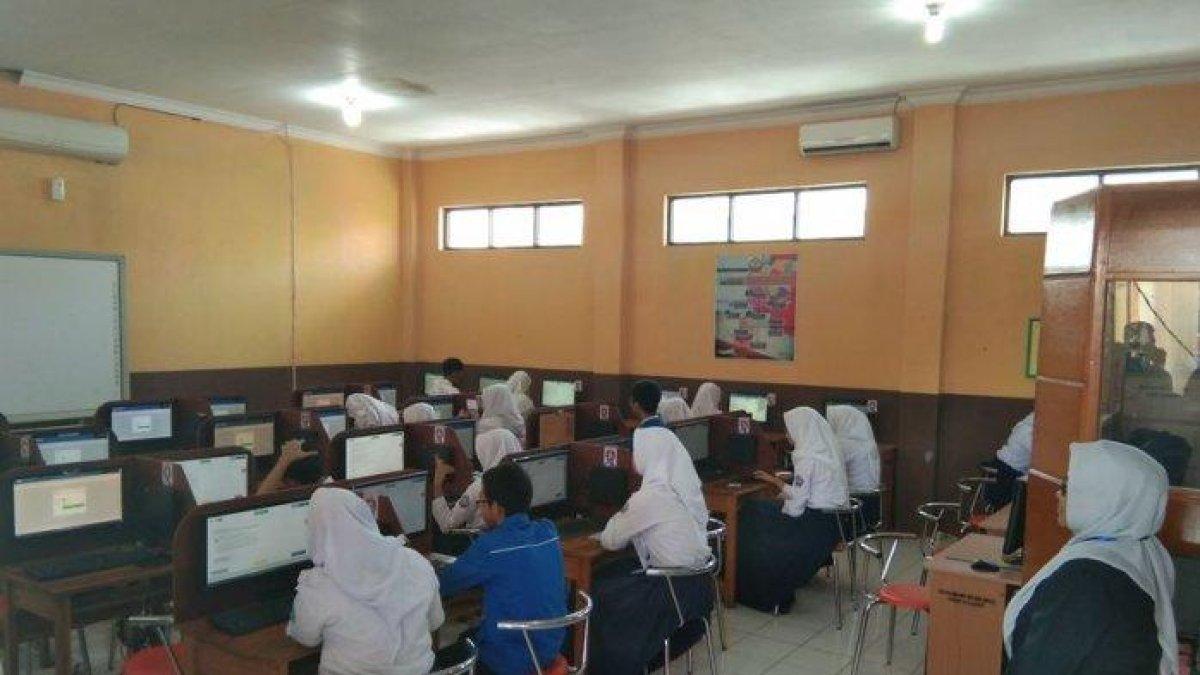 Pelajari 50 kunci jawaban soal Ilmu Pengetahuan Sosial (IPS) kelas 7 SMP/ MTs
