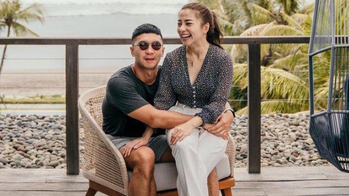  Indra Priawan suami Nikita Willy dulu diisukan tunangan dengan Pevita Pearce.