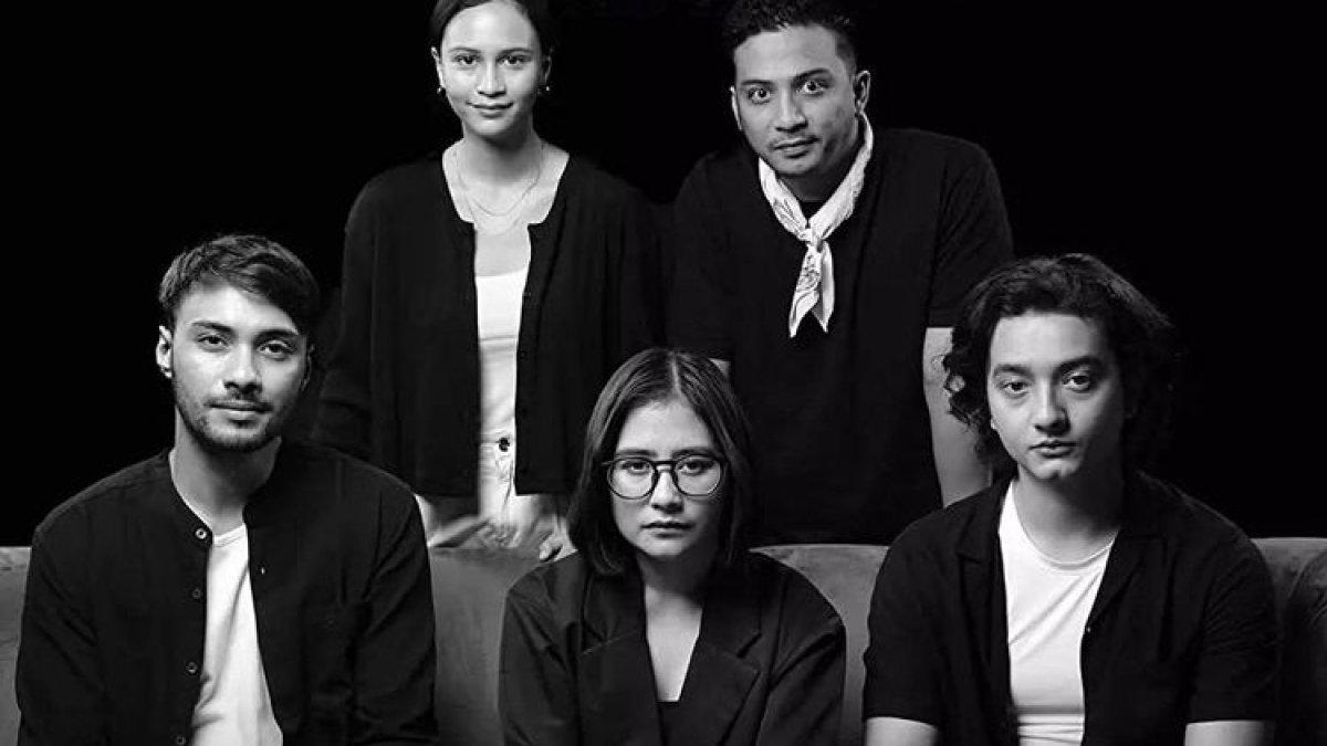 Para pemain film Ketika Berhenti di Sini