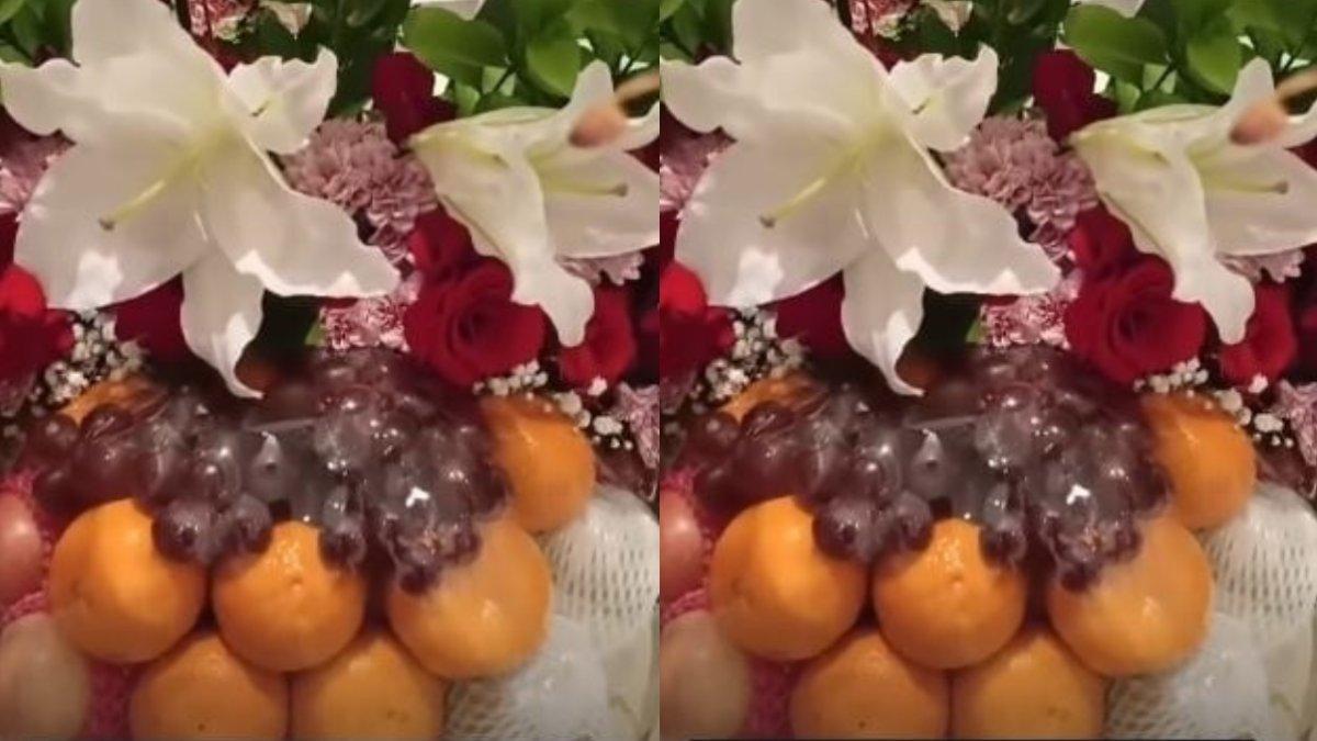 HADIAH ULTAH RAFFI GIGI - pasangan Emil Dardak dan Arumi Bachsin juga turut memberikan ucapan selamat dengan mengirimkan parcel buah segar yang dihiasi bunga bakung dan mawar berwarna cerah.